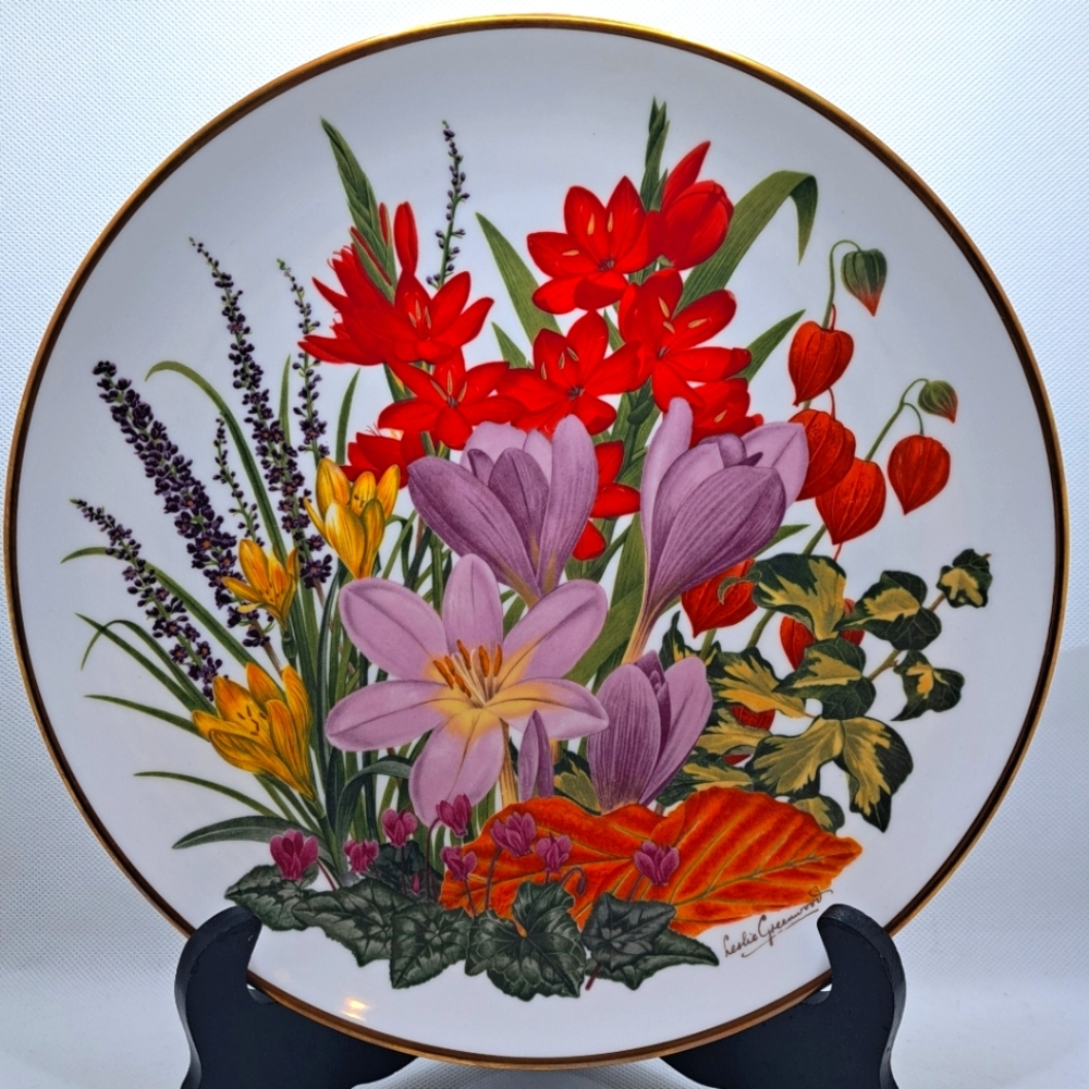 Wedgwood Franklin Porcelain Flowers of the Year "November" 1978 Plate ~ 10 5/8"